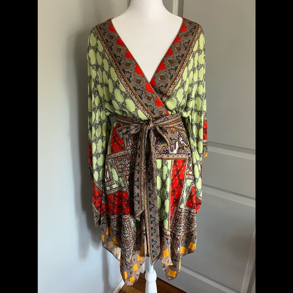 NWOT Alice + Olivia Haveri Kimono Belted Mini Dress